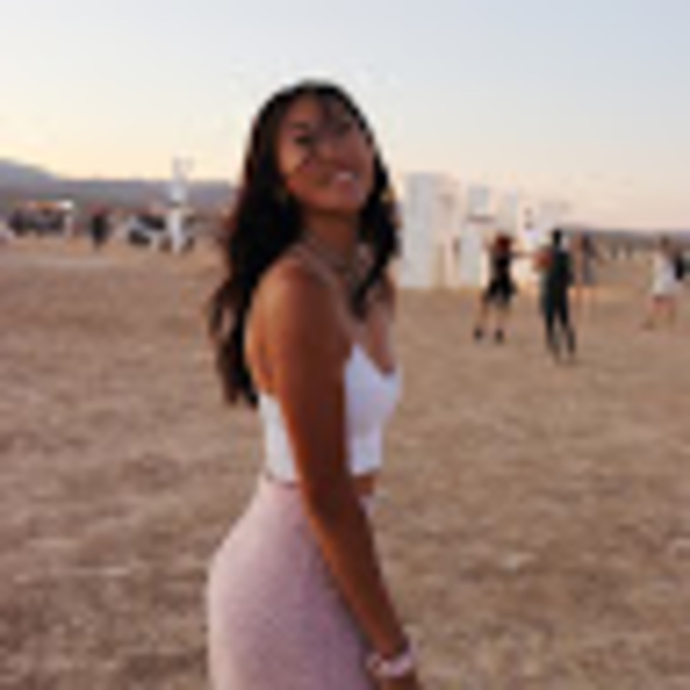 Meet your Posher, Kayla